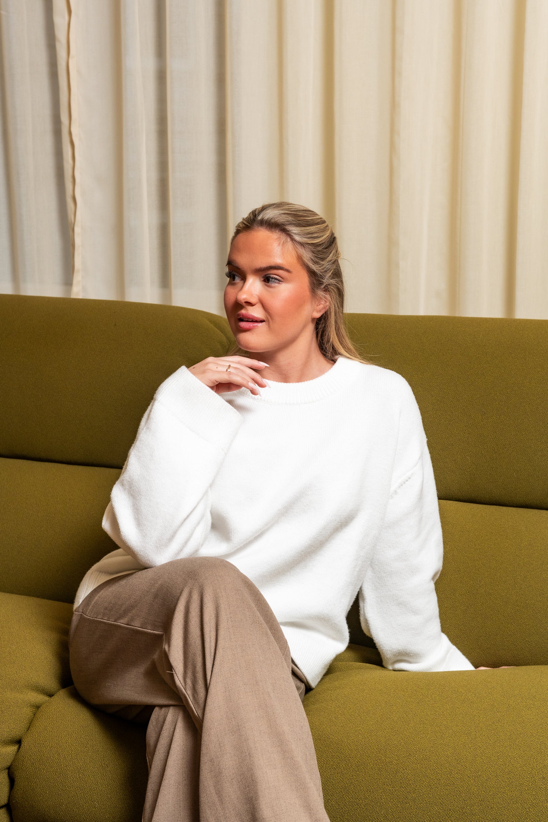 AWLAURA Pullover - Snow White